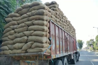 Police seized 3 trolleys carrying paddy from outside states