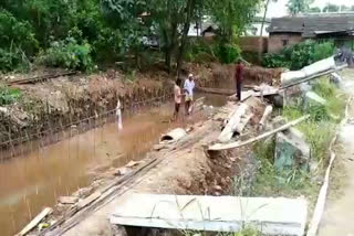 തളിപ്പറമ്പ് -ഇരിട്ടി സംസ്ഥാനപാതയിൽ വീതികൂട്ടൽ പ്രവർത്തികൾ പുനരാരംഭിച്ചു  തളിപ്പറമ്പ് -ഇരിട്ടി സംസ്ഥാനപാത  Taliparambu  Iritti  Taliparambu Iritti State Highway