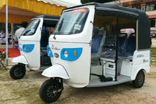 Neem G electric auto rickshaws