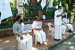 sabarimala  mandalamasam  sabarimala merchants protest  saanidanam  nilakkal  pamba  ശബരിമല  മണ്ഡലമാസം  ശബരിമല വ്യാപാരി പ്രതിഷേധം  സന്നിധാനം  നിലക്കൽ  പമ്പ