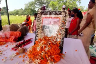 tribute to martyrs shivlal netam