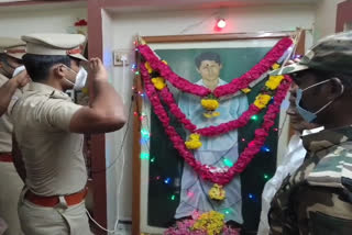 Tribute to the policeman who died while going to catch Veerappan