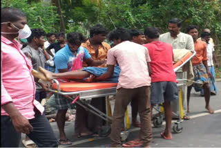 truck-two-wheeler-collided-head-on-one-killed