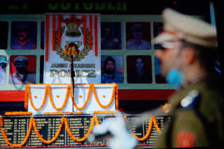 police commemoration day 2020: martyrs' day was celebrated in central kashmir's budgam district