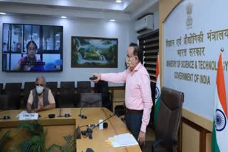 Harsh Vardhan launches eco-friendly, DME fired 'Aditi Urja Sanch' unit