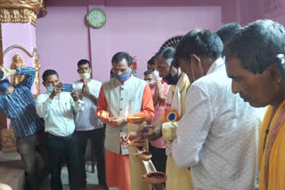 Bihampur Durga puja inaugurated by Chandramohan Patowary