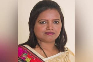 versha gaikwad