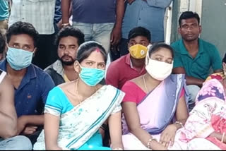 outsourcing workers in godda sadar hospital