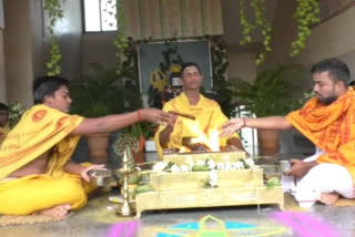 A simple Dussehra ritual at the Veerabhadreshwara temple in Yediyur