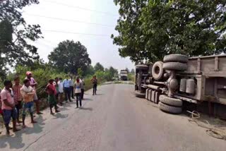 Road accident in Gharghoda