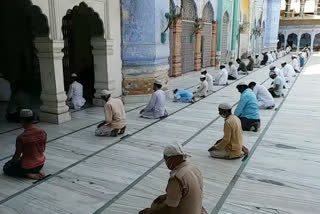 200 people allowed for friday prayers, public happiness in meerut uttar pradesh