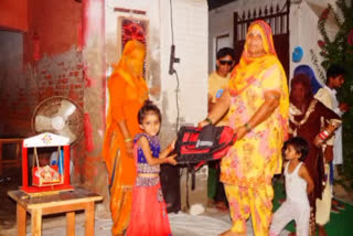 lady educate students in sirsa village bakriyanwali