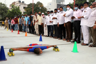 skating ring opened by minister anil kumay yadav