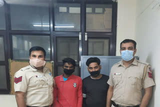 Malviya Nagar Police arrested two friends who stole bag of Amazon delivery boy