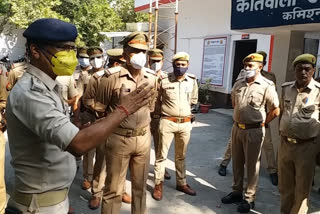 Officers briefing policeman before patrolling in Gautam Buddha Nagar Police