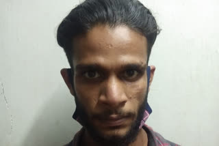 remand  Police  arrested  accust  escaped  റിമാൻഡ്  പ്രതിയെ പൊലീസ് പിടികൂടി  ന്യൂമോണിയ  മഞ്ചേരി മെഡിക്കൽ കോളജ്  മലപ്പുറം  കഞ്ചാവ് കേസ്