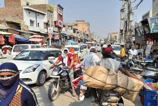 Kharkhoda  People facing traffic jam