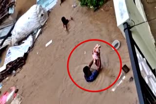 locals rescued two babies in rain