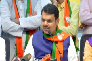 Maha BJP leader Devendra Fadnavis tests COVID-19 positive