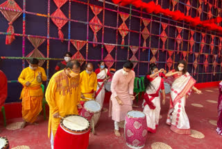 TMC MP Nusrat Jahan dances to traditional dhakis on Durga Puja Maha Ashtami