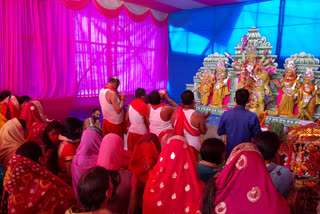 devotees gathered on mahashtami in seraikela