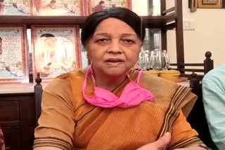 Renu Jogi targeted Mohan Markam for his comments on Ajit Jogi