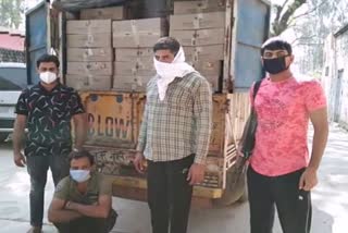 Illegal country liquor recovered from liquor smuggler in Palwal