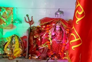 worship-of-maa-durga-on-navami-in-shakti-durga-temple