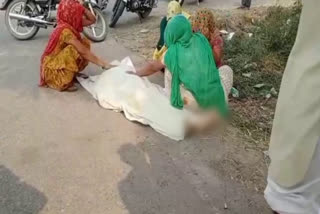 woman died in road accident in shahabad