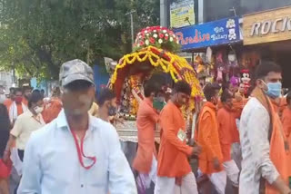 Baba Mahakal leaves from Mahakal temple towards Dussehra ground