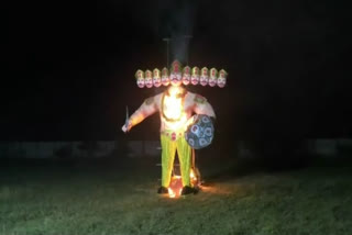 Dussehra 2020: Ravan Dahan in gondia Deori city