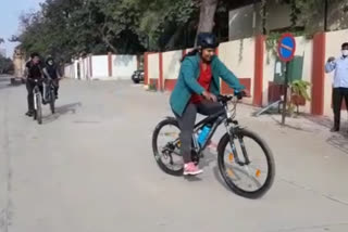 Chitradurga SP G Radhika City Rounds in bicycle