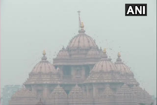 Air quality remains 'very poor' in the national capital  ഡൽഹിയിലെ വായു നിലവാരം മോശം നിലയിൽ  ഡൽഹിയിലെ വായു നിലവാരം  Air quality