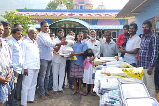 Cooking utensils for laborers .. Distribution of textiles