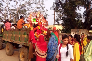 durg visarjan in pandariya