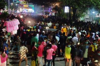 nothing_respons_on_covid19_during_durga_puja_by_people