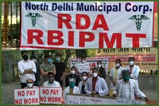 Doctors continue indefinite strike