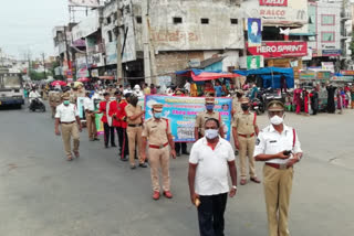 Tributes to martyrs with police band