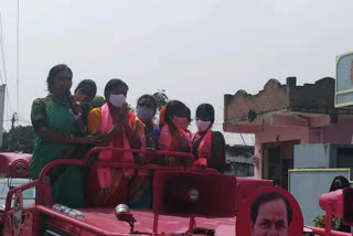 trs mla padma devender reddy campaign in dubbaka by elections