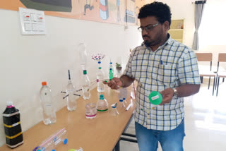 Hubli resident made science samples from plastic bottles