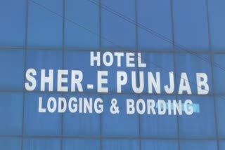 raid-on-sher-e-panjab-lodge-in-thane-by-immoral-human-trafficking-squad