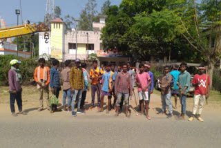 Villagers created ruckus with weapons in Karaikela police station at seraikela