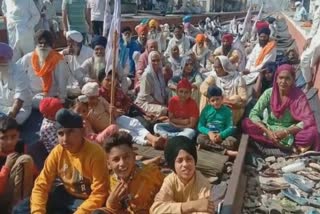 Farmers protest jandiala guru station