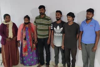 Honey trap gang is caught arrested in Bengaluru