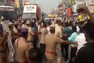 vilupuram-protest-against-vck