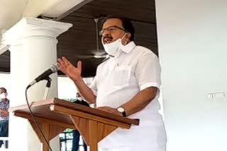 സ്വര്‍ണക്കടത്ത് കേസ്‌ അന്വേഷണം  ഇഡി ശിവശങ്കറിനെ കസ്റ്റഡിയിലെടുത്തു  മുഖ്യമന്ത്രിക്കെതിരെ പ്രതിപക്ഷം  അഴിമതിക്കെതിരെ പ്രതിപക്ഷം  തിരുവനന്തപുരം സ്വര്‍ണക്കടത്ത് കേസ്‌  ramesh chennithala demands chief minister's resignation  gold smuggling case  ed investigates gold smuggling case  ed takes sivasankar into custody  sivasankar in enforcement custody