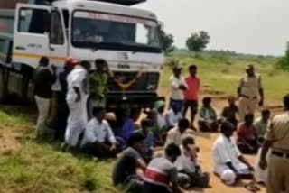 farmers protest