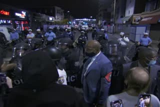 Stores robbed amid Philadelphia unrest