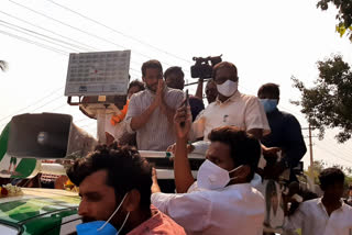 nikhil-kumaraswamy-campaigning-in-sira