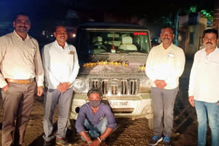 pune rural police chessed theft bolore jeep and arrest accused at solapur high way